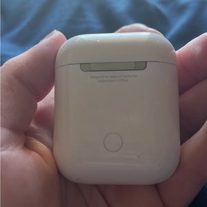 Apple AirPods 2nd Generation